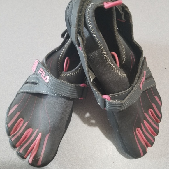 fila rock climb sandals